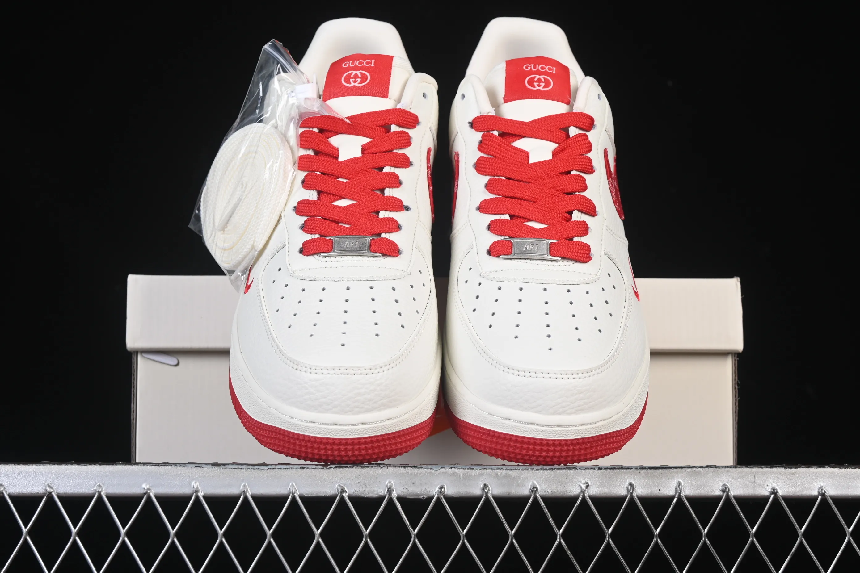 All categories Nk Air Force 1 Air Force series Nk Air Force 1 Low Air Force low-top Nike Air Force 1'07 Low Gucci co-branded white and red Air Force 1 low-top casual sneakers SC0601-570